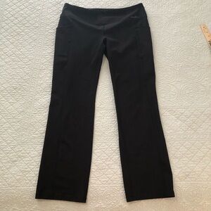 Eddie Bauer Trail high rise stretch pants. Size XL.
